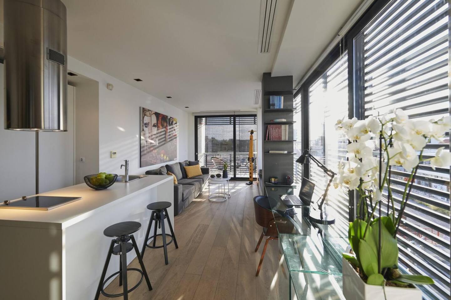Ma Maison Downtown Loft: Acropolis-Adjacent with High-Speed Internet Athens Exterior photo