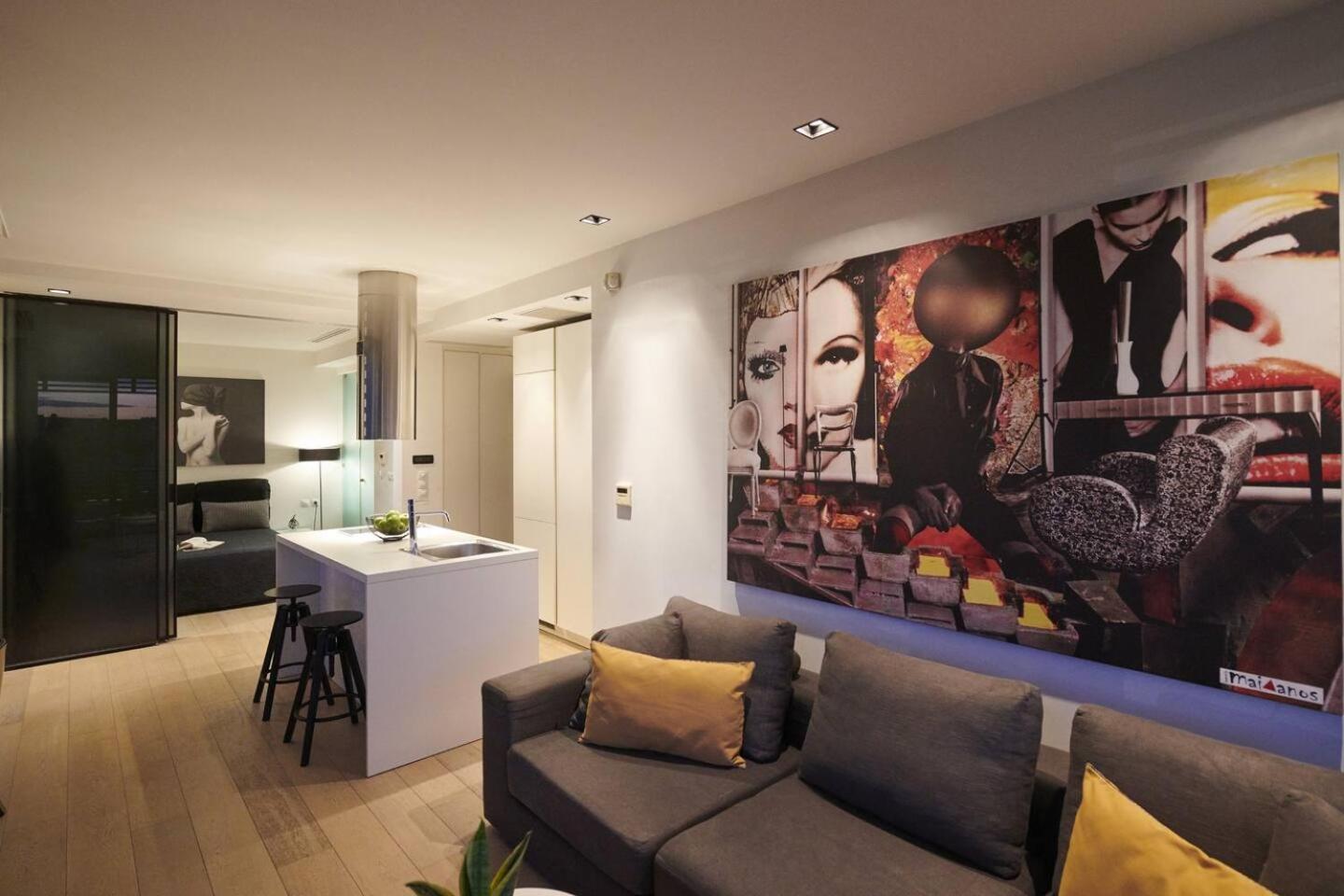 Ma Maison Downtown Loft: Acropolis-Adjacent with High-Speed Internet Athens Exterior photo