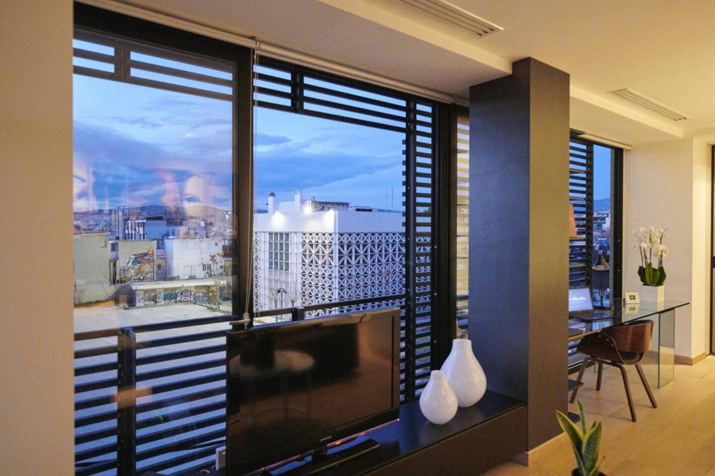 Ma Maison Downtown Loft: Acropolis-Adjacent with High-Speed Internet Athens Exterior photo