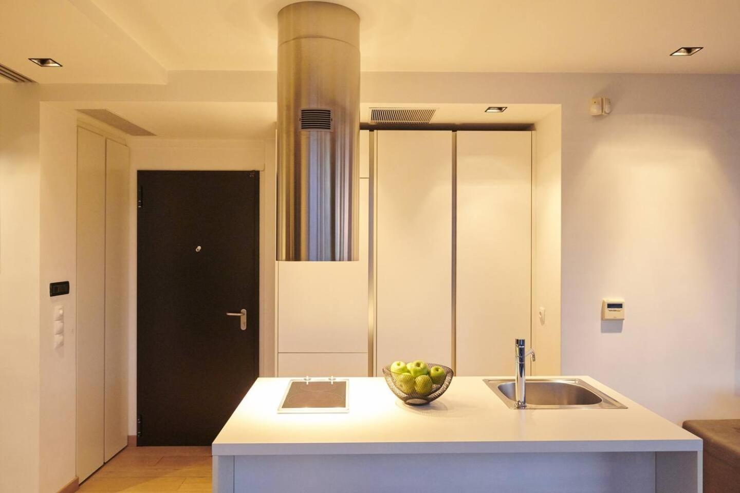 Ma Maison Downtown Loft: Acropolis-Adjacent with High-Speed Internet Athens Exterior photo