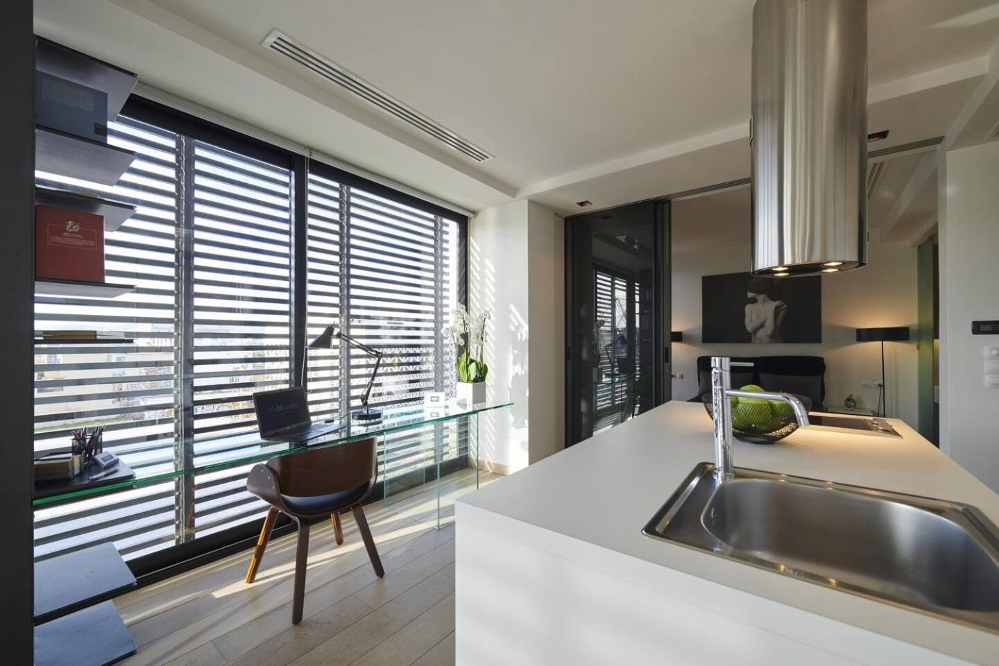 Ma Maison Downtown Loft: Acropolis-Adjacent with High-Speed Internet Athens Exterior photo